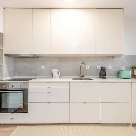 Guestready - Stylish Telheiras * Lisboa